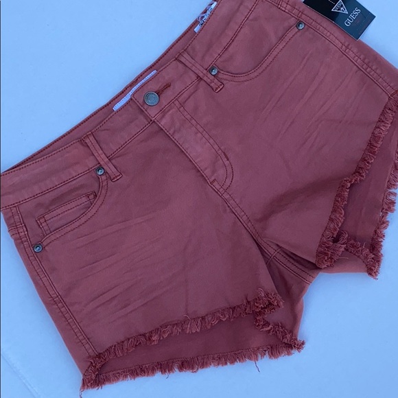 New G by GUESS Frayed Hem Denim Shorts sz 28 - Picture 3 of 7